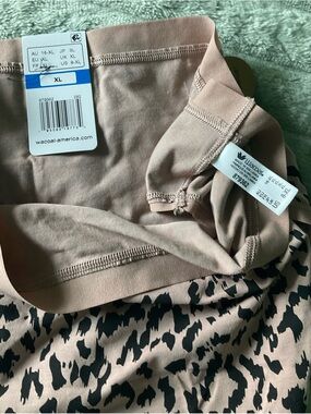 NWT Wacoal Women's Hi-Cut Leopard Print Bikini Supima Cotton